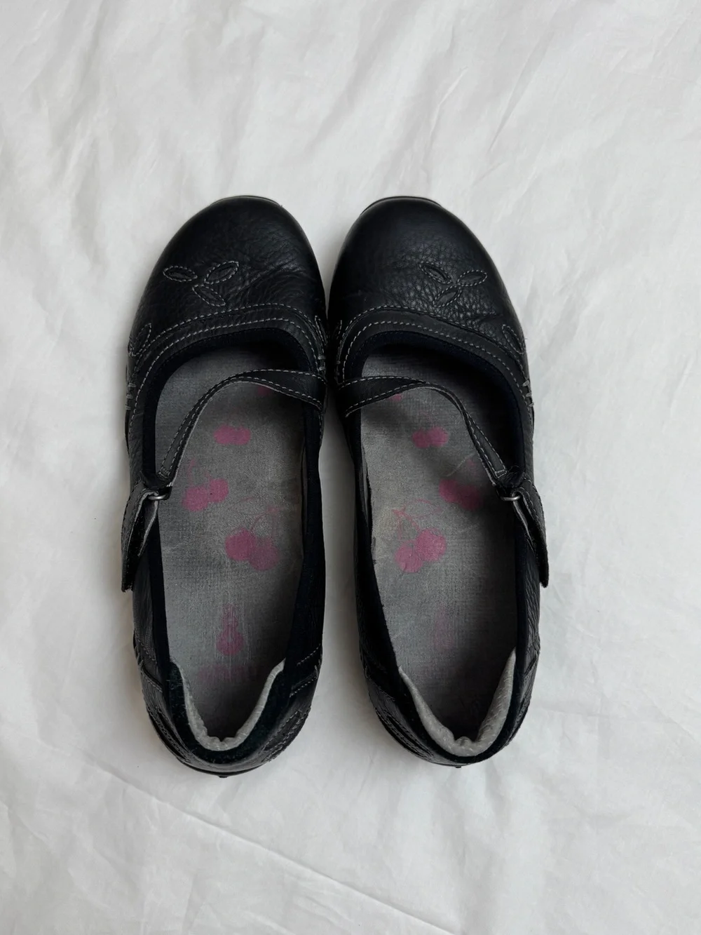 Whimsical Ahnu Black Leather Mary Jane Ballet Flats Size 8 Y2K